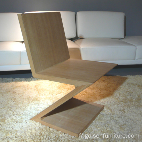 Chaire Zig Zag par Gerrit Thomas Rietveld